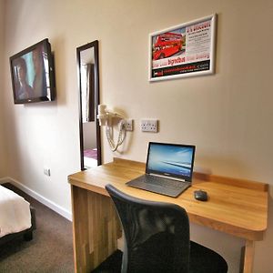 Central Hotel Gloucester By Roomsbooked